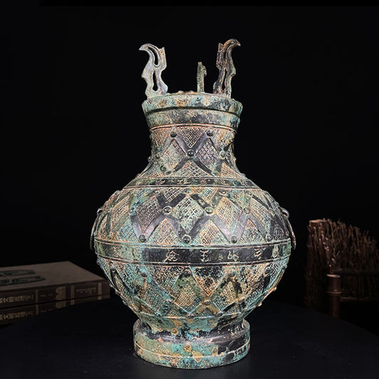 Antique Bronze Beast-Ear Pattern Lidded Vase