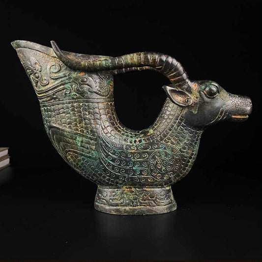 Bronze Ox-Head and Ram-Pattern Horn Cup