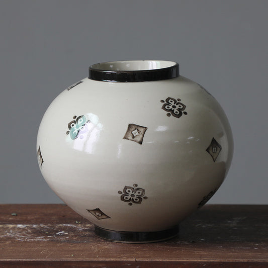 Elegant Moon-Patterned Ceramic Vase
